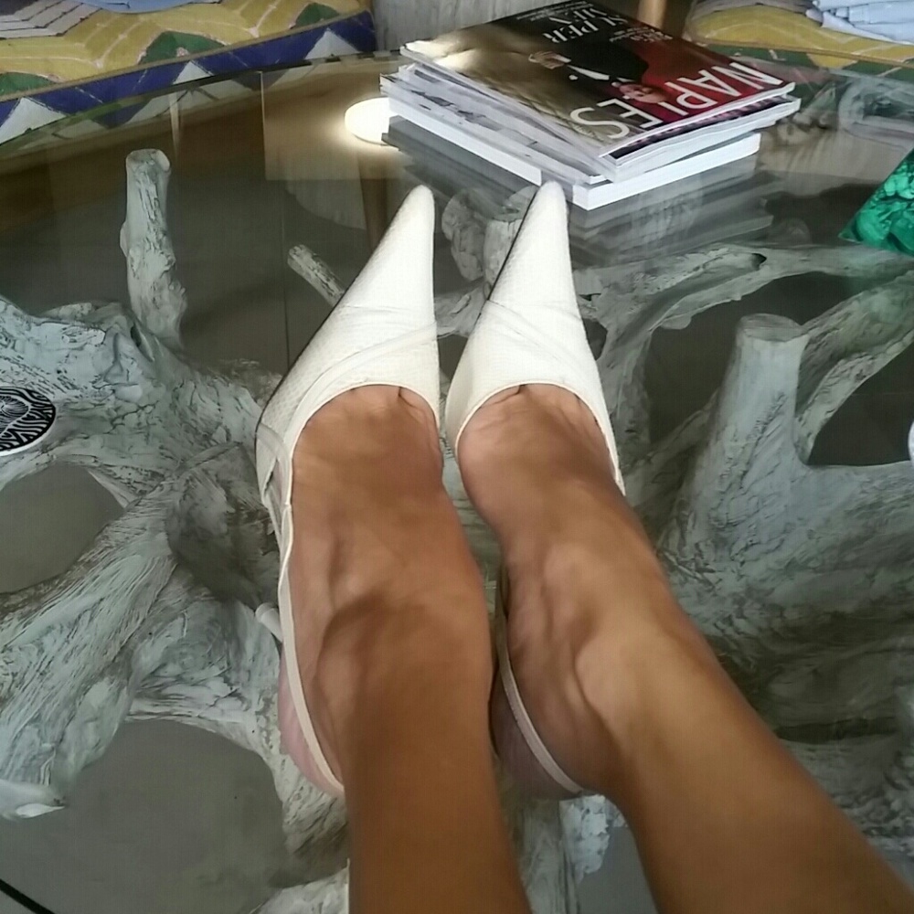 Elegant Shoes cream